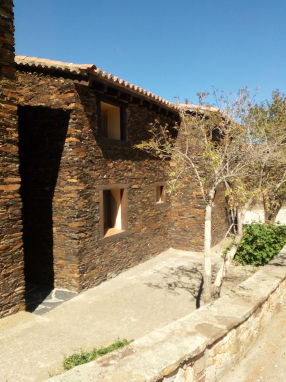 בית הארחה Cervera de Buitrago 	El Egio מראה חיצוני תמונה