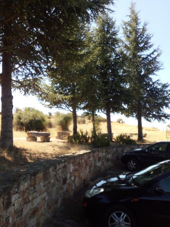 בית הארחה Cervera de Buitrago 	El Egio מראה חיצוני תמונה