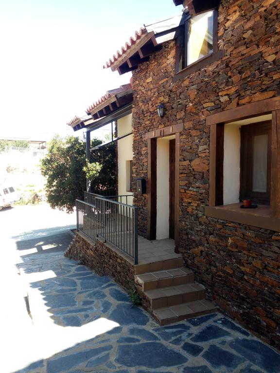 בית הארחה Cervera de Buitrago 	El Egio מראה חיצוני תמונה